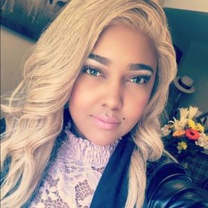 Meet your Posher, Candace